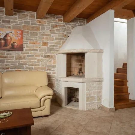 Holiday Frapi - Pzn322 * Pazin